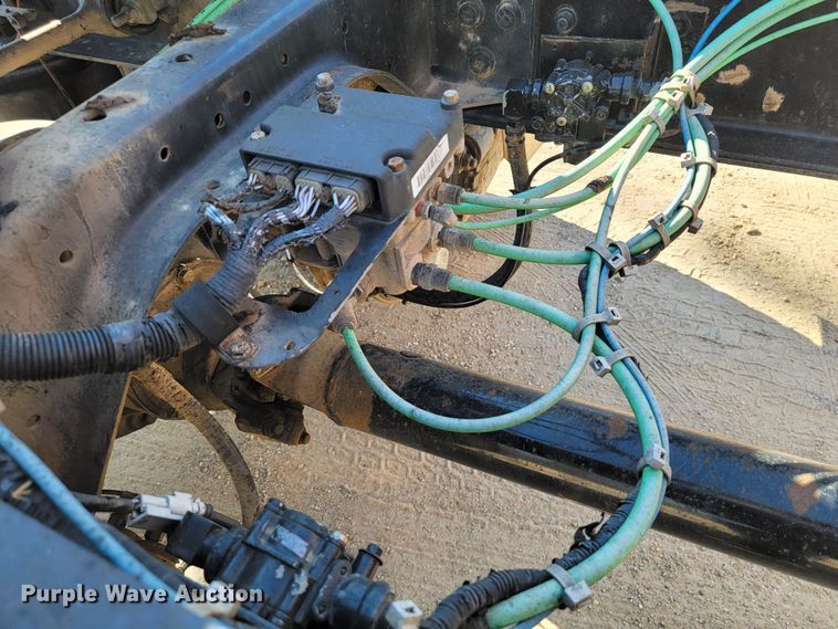 image for item HP9728 2000 Sterling A-Line  semi truck