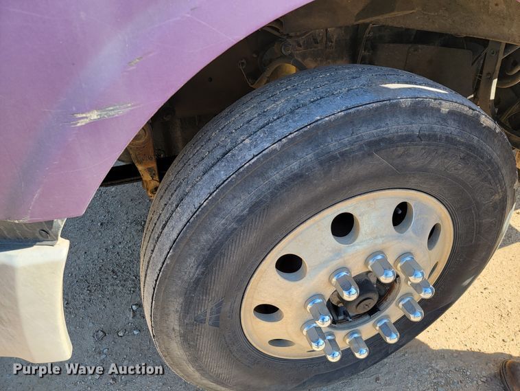 image for item HP9728 2000 Sterling A-Line  semi truck