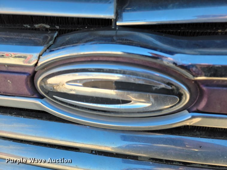 image for item HP9728 2000 Sterling A-Line  semi truck