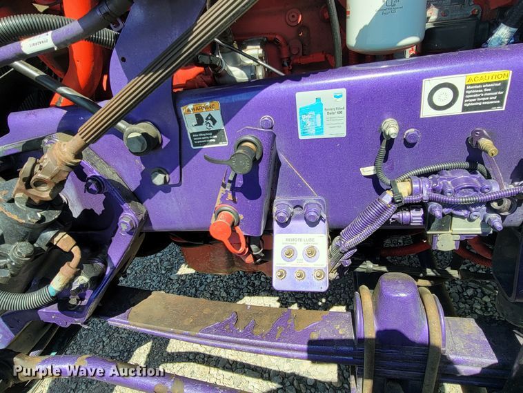 image for item HP9736 2015 Kenworth T660  semi truck