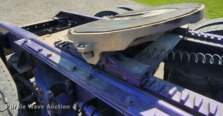 image for item HP9736 2015 Kenworth T660  semi truck