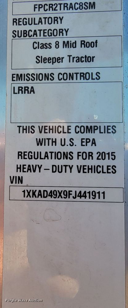 image for item HP9736 2015 Kenworth T660  semi truck