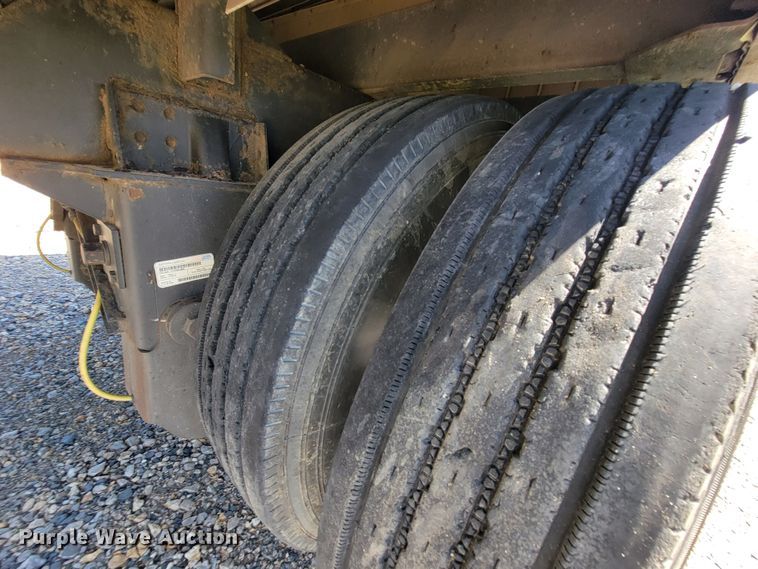 image for item HP9737 2016 Wilson DWH-551  grain trailer