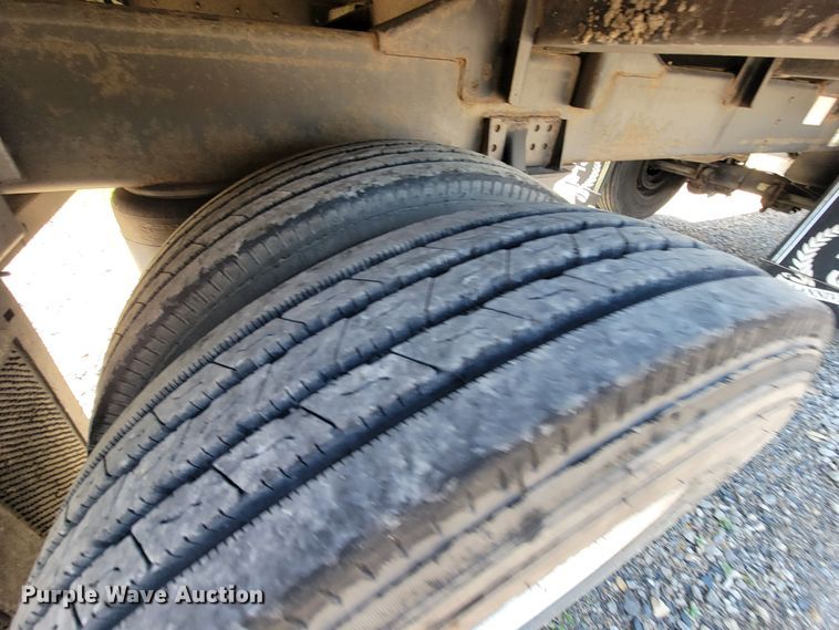 image for item HP9737 2016 Wilson DWH-551  grain trailer