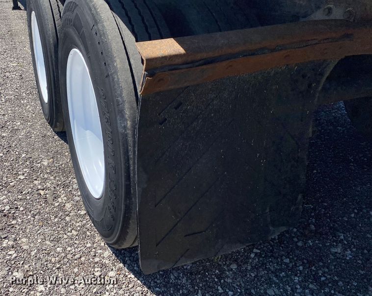 image for item KB9473 2005 Great Dane 7411TP-SA  dry van trailer