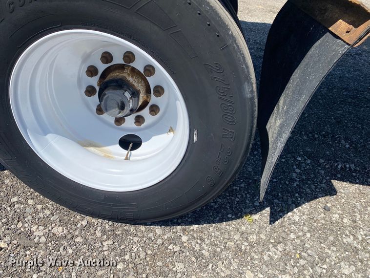 image for item KB9473 2005 Great Dane 7411TP-SA  dry van trailer