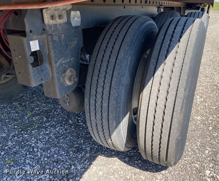 image for item KB9473 2005 Great Dane 7411TP-SA  dry van trailer