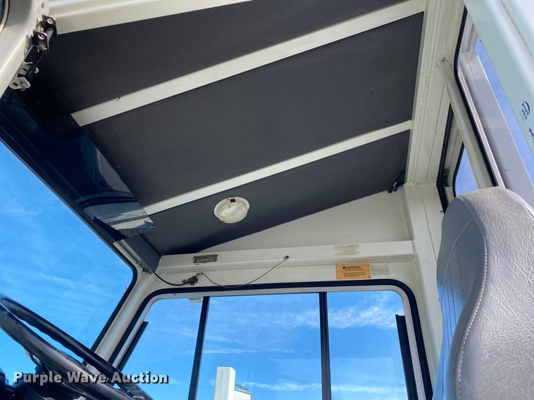 image for item KB9493 2012 Kalmar 4x2  yard truck