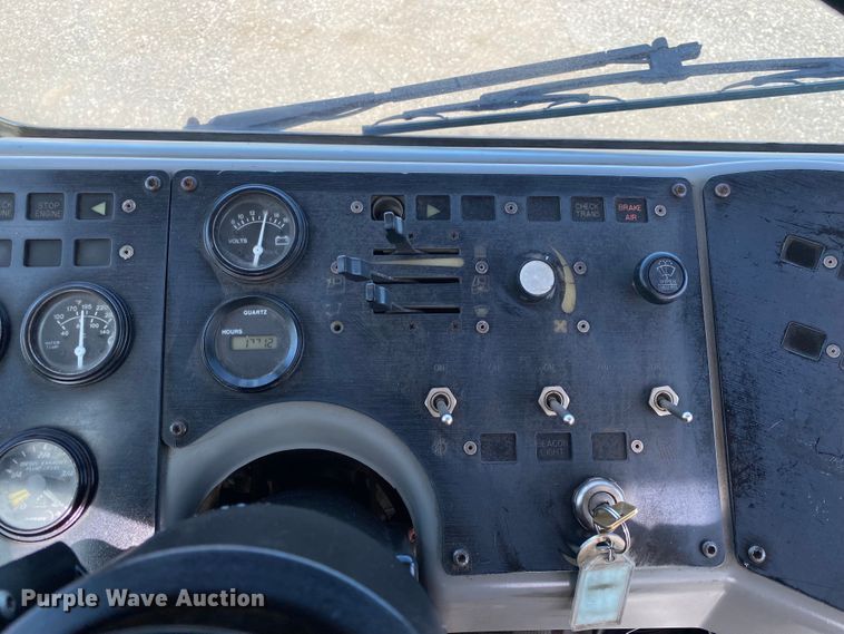 image for item KB9493 2012 Kalmar 4x2  yard truck