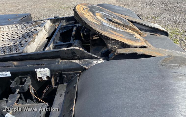 image for item KB9493 2012 Kalmar 4x2  yard truck