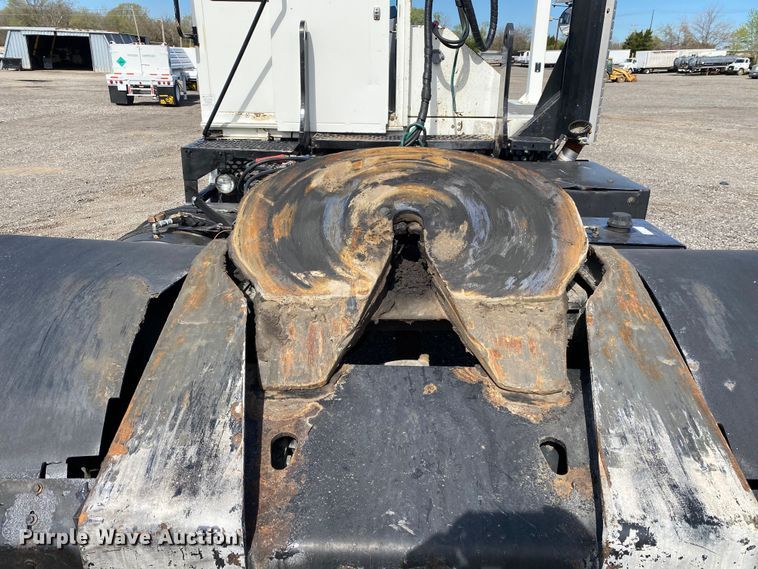 image for item KB9493 2012 Kalmar 4x2  yard truck