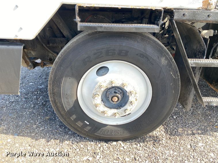 image for item KB9493 2012 Kalmar 4x2  yard truck