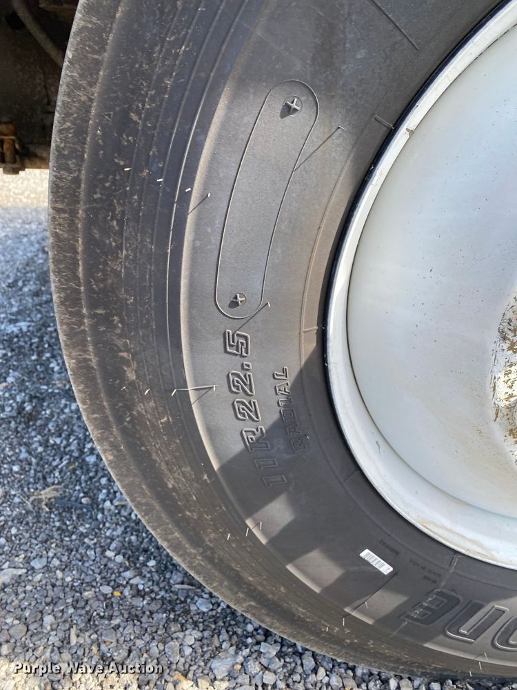 image for item KB9493 2012 Kalmar 4x2  yard truck