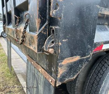 image for item KU9930 1990 International 8300  dump truck