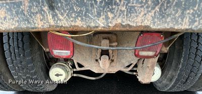 image for item KU9930 1990 International 8300  dump truck