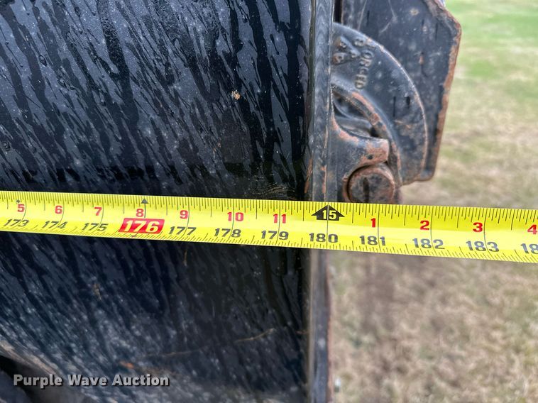 image for item KU9930 1990 International 8300  dump truck