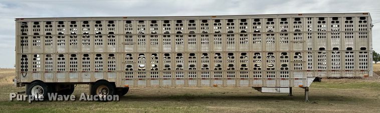 image for item KX9083 2008 Barrett  livestock trailer