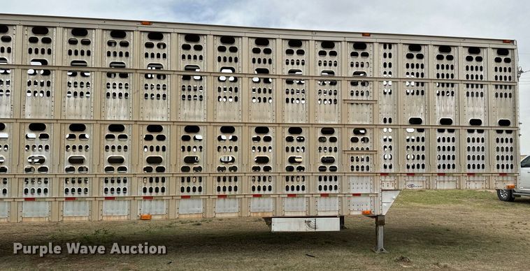 image for item KX9083 2008 Barrett  livestock trailer