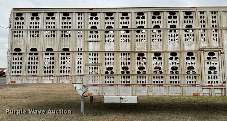 image for item KX9083 2008 Barrett  livestock trailer