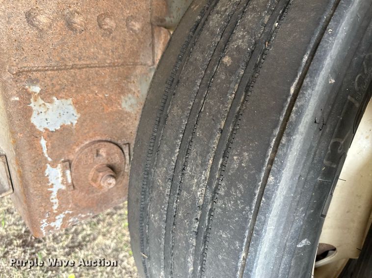 image for item KX9083 2008 Barrett  livestock trailer