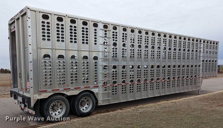 image for item LF9558 2018 Wilson PSDCL-402  livestock trailer