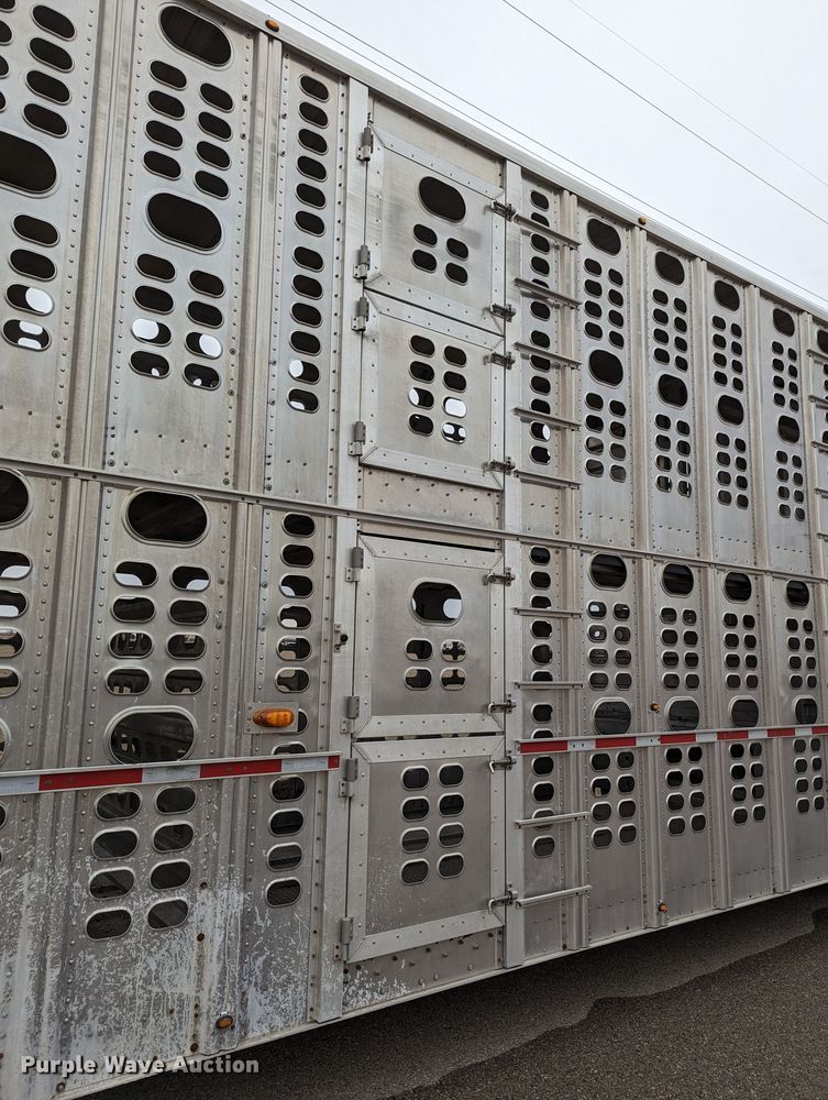 image for item LF9558 2018 Wilson PSDCL-402  livestock trailer