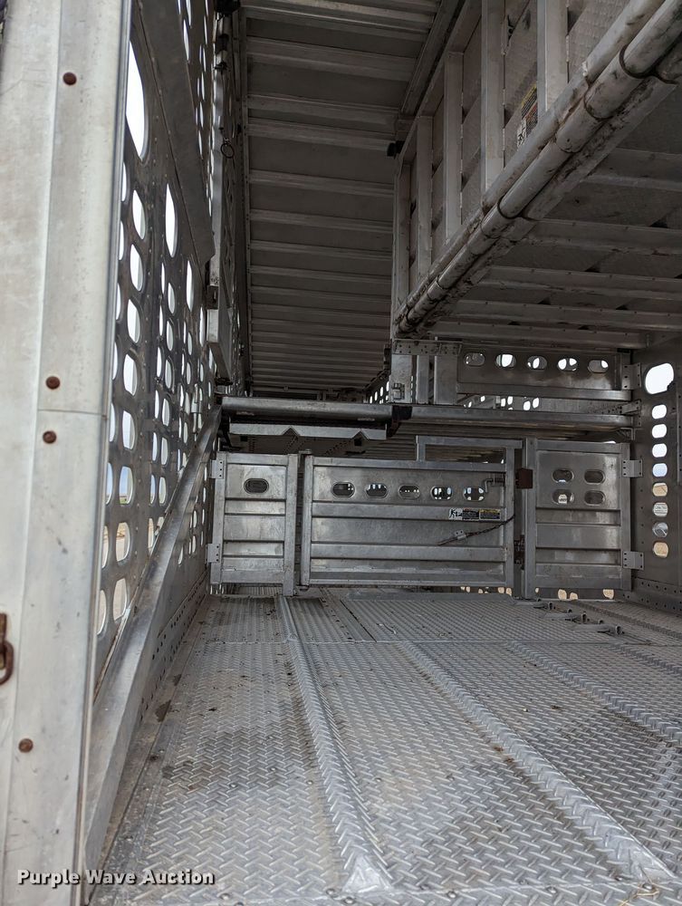 image for item LF9558 2018 Wilson PSDCL-402  livestock trailer