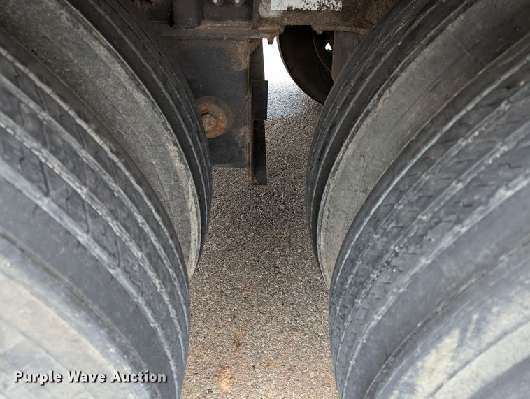 image for item LF9558 2018 Wilson PSDCL-402  livestock trailer