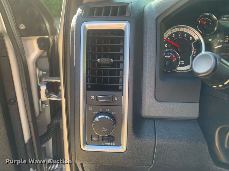 image for item LH9569 2018 Dodge Ram 5500  truck cab and chassis