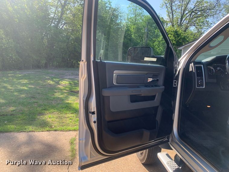 image for item LH9569 2018 Dodge Ram 5500  truck cab and chassis