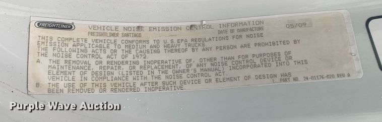 image for item LH9573 2010 Freightliner Business Class M2 112  semi truck