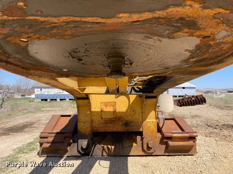 image for item LJ9610 1997 Load King  lowboy equipment trailer