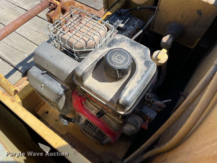 image for item LJ9610 1997 Load King  lowboy equipment trailer