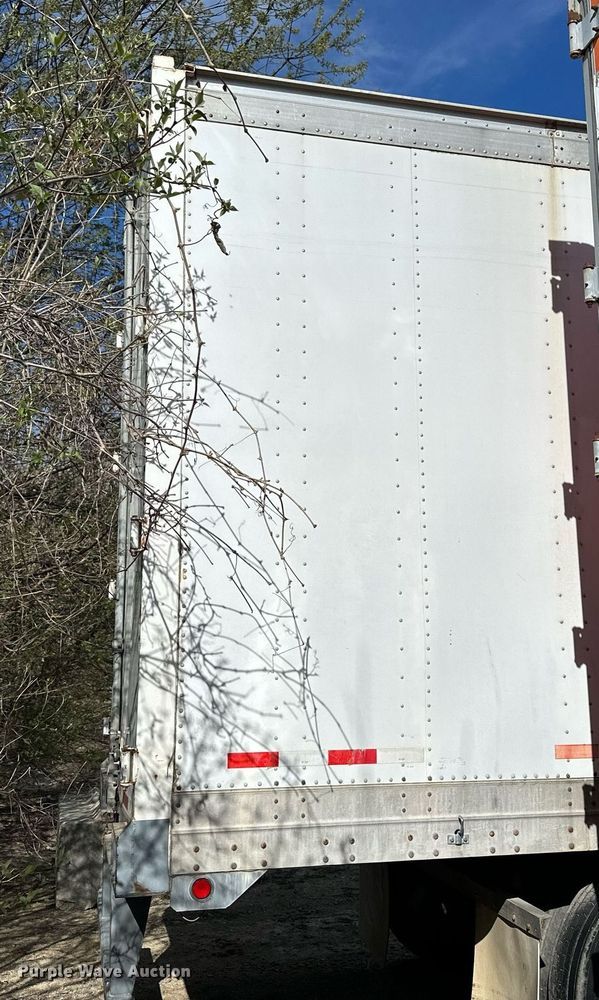 image for item LN9439 1999 Great Dane dry van trailer