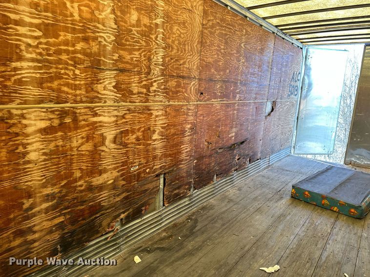 image for item LN9439 1999 Great Dane dry van trailer