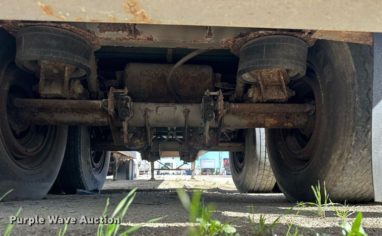 image for item LN9440 1996 Wabash  dry van trailer