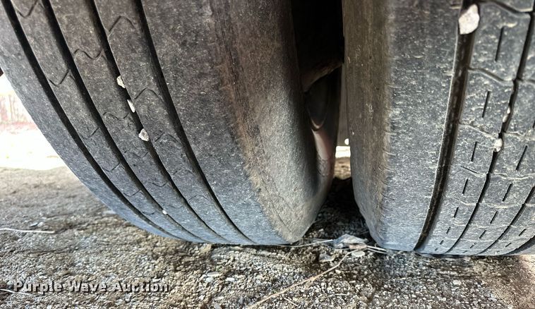 image for item LN9440 1996 Wabash  dry van trailer