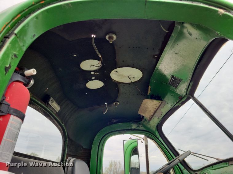 image for item LR9215 1965 Mack B67  truck cab and chassis