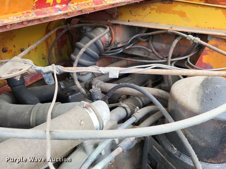 image for item LR9215 1965 Mack B67  truck cab and chassis