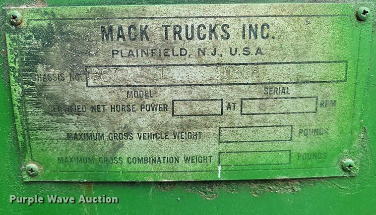 image for item LR9215 1965 Mack B67  truck cab and chassis