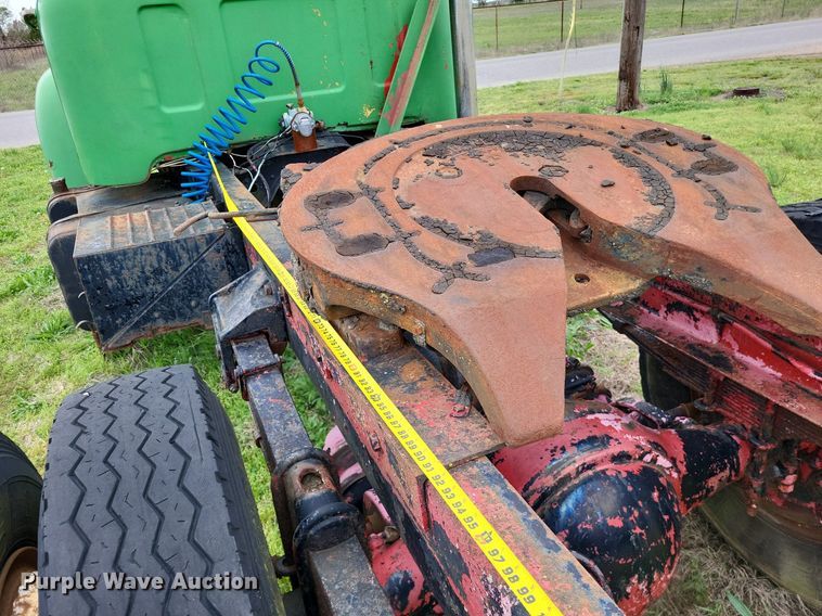 image for item LR9215 1965 Mack B67  truck cab and chassis