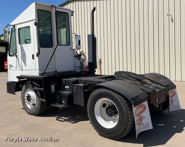 image for item LT9599 2007 Kalmar 4x2  yard truck