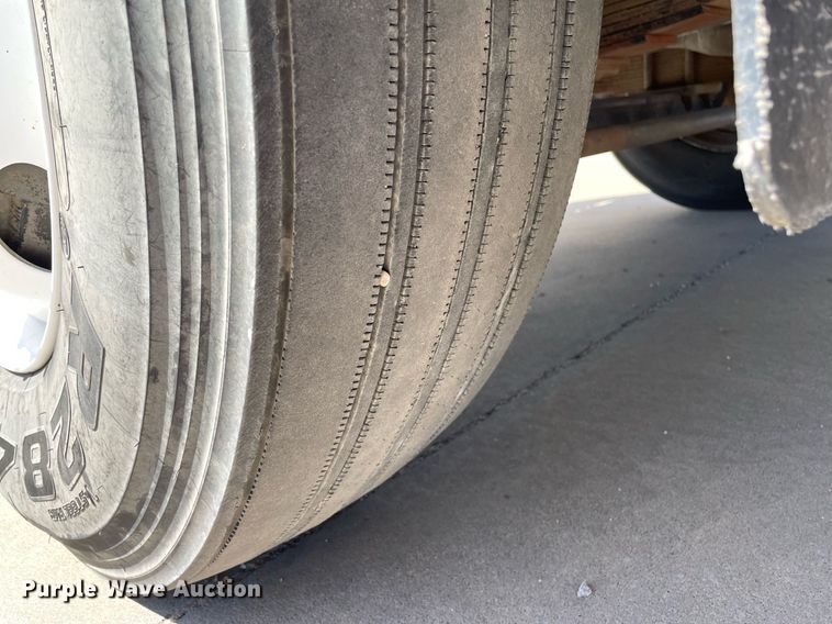 image for item LT9599 2007 Kalmar 4x2  yard truck