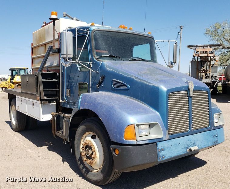 image for item LT9693 1995 Kenworth T300  flatbed truck with fluid mixing system