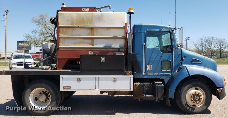 image for item LT9693 1995 Kenworth T300  flatbed truck with fluid mixing system