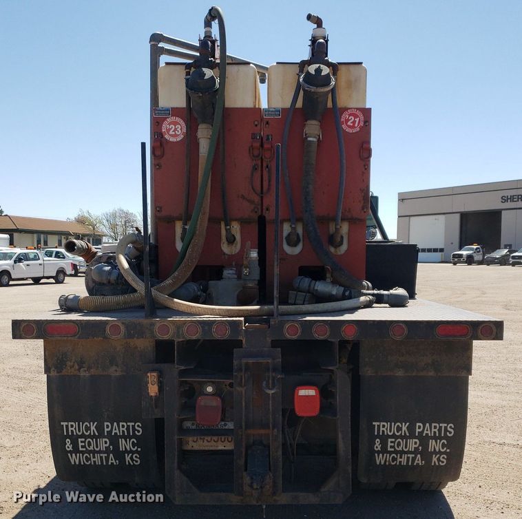 image for item LT9693 1995 Kenworth T300  flatbed truck with fluid mixing system