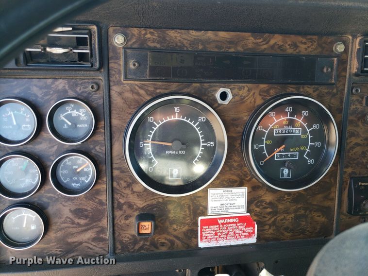 image for item LT9693 1995 Kenworth T300  flatbed truck with fluid mixing system