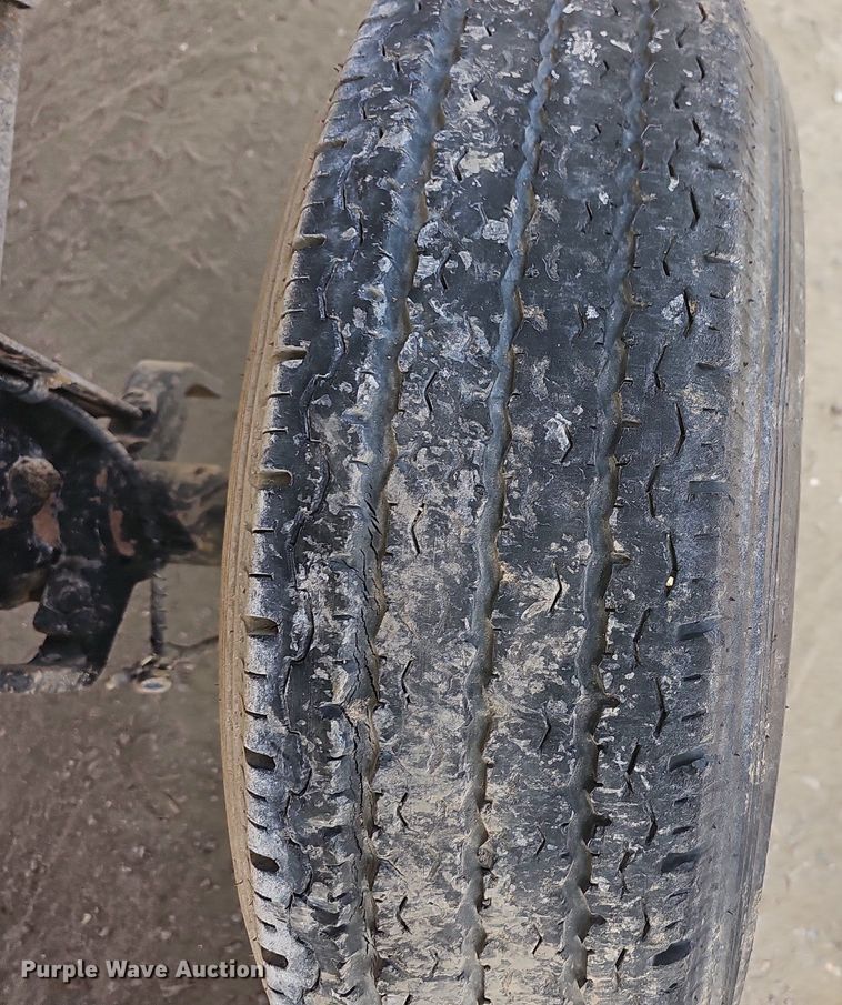 image for item MB9985 2007 Travis 28FT TRAVIS S/76 walking floor trailer