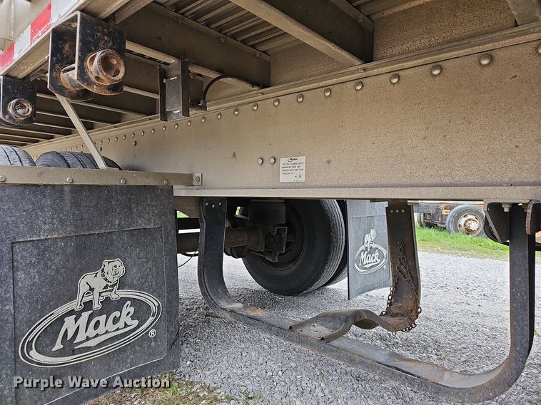 image for item MB9993 2007 Chaparral  flatbed trailer