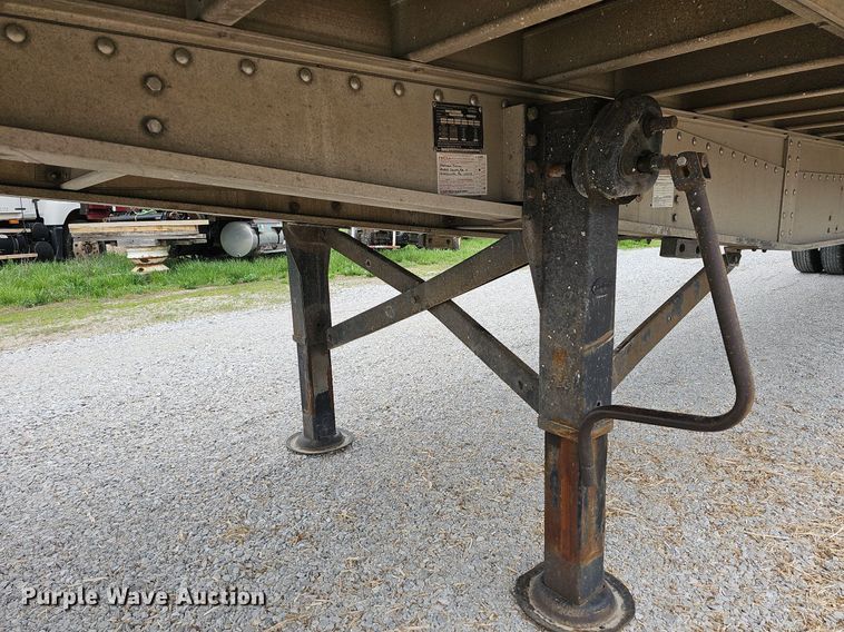 image for item MB9993 2007 Chaparral  flatbed trailer